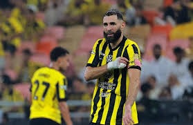 详解棒球规则中的死球转活球恢复判定